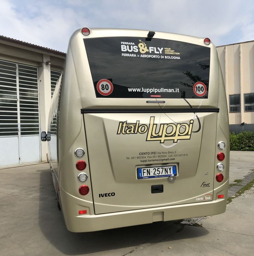 Luppi Noleggio Pullman Taxi 01