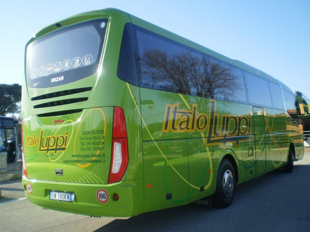 Luppi Noleggio Pullman Taxi 08