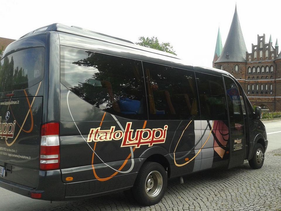 Noleggio Minibus